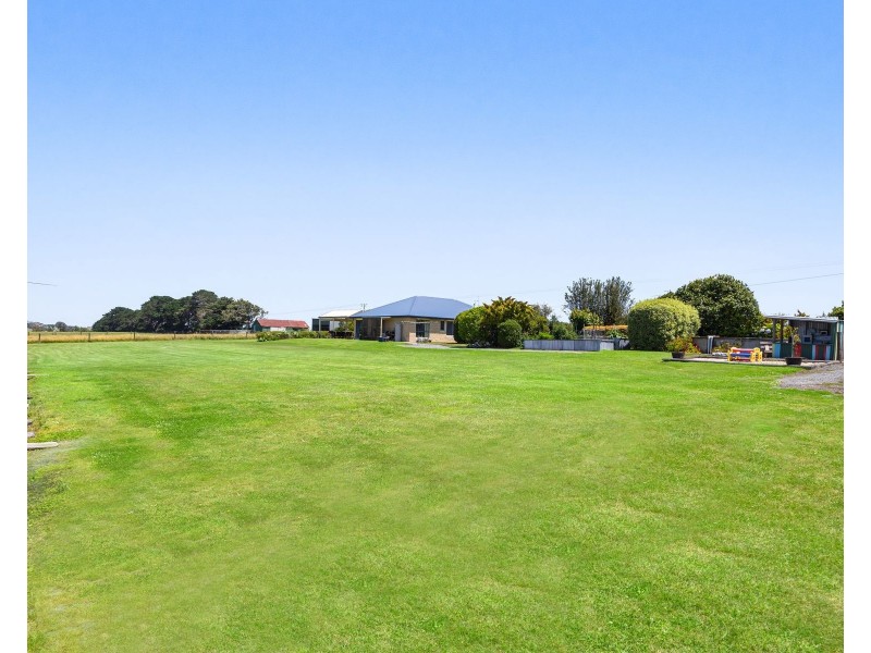 115 Cosgriffs Road, Outtrim VIC 3951