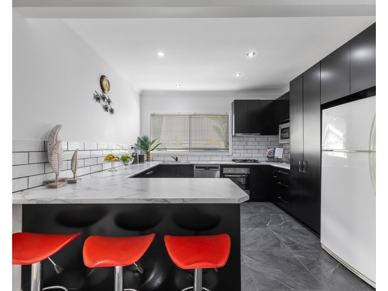 19 Helen Street, Pioneer Bay VIC 3984