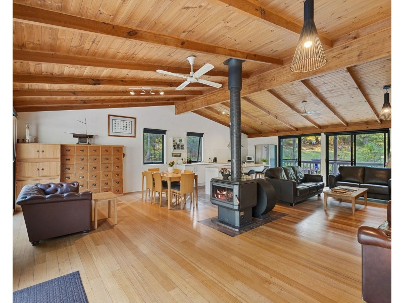 98 Acacia Road, Grantville VIC 3984