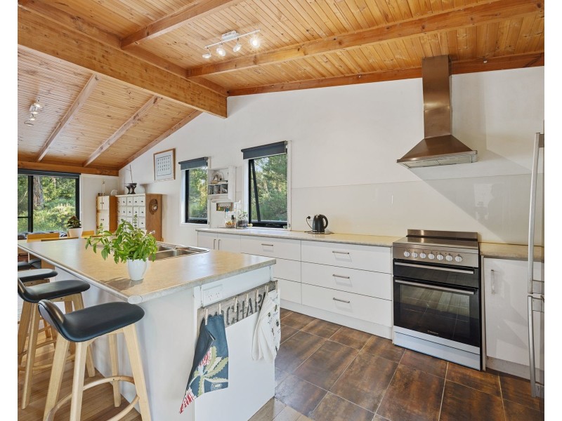 98 Acacia Road, Grantville VIC 3984