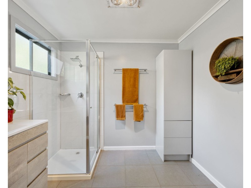 98 Acacia Road, Grantville VIC 3984