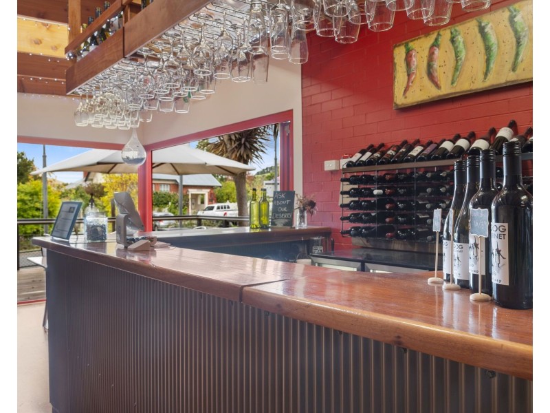 10 Smith Street., Loch VIC 3945