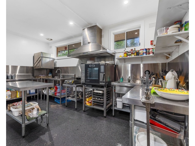 10 Smith Street., Loch VIC 3945