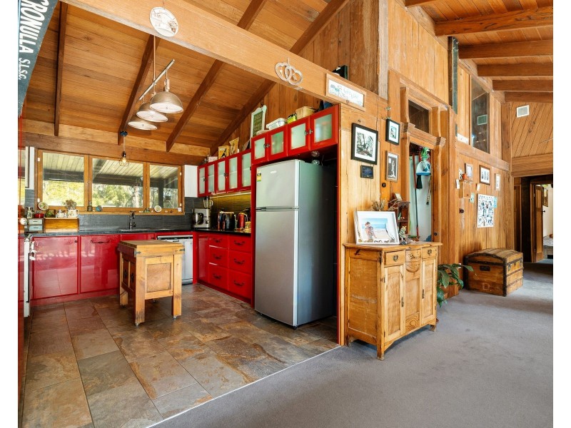 345 Henrys Road, Loch VIC 3945