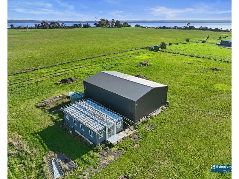 33 Brick Kiln Road, Corinella VIC 3984