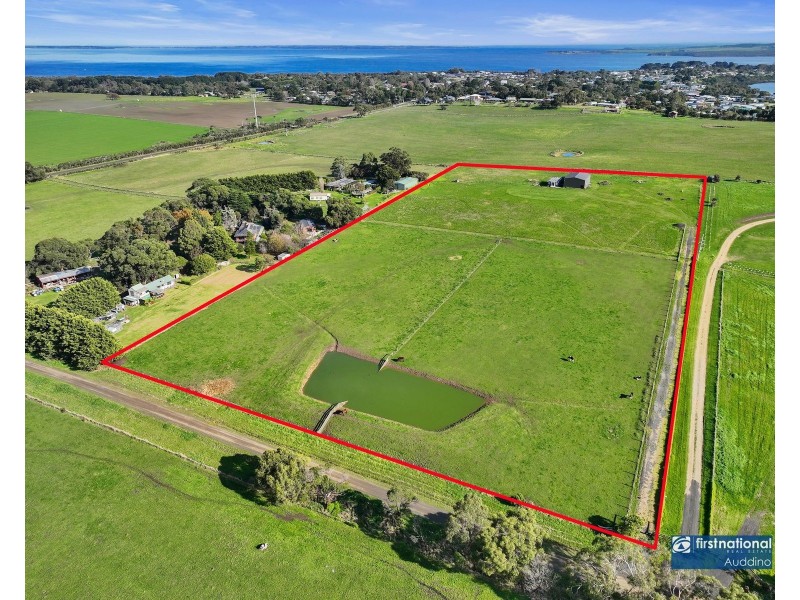 33 Brick Kiln Road, Corinella VIC 3984