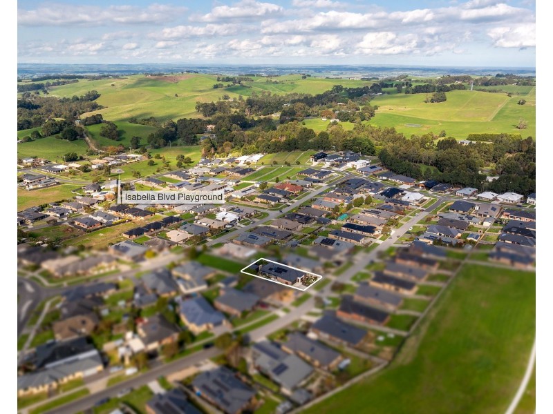 13. Massimo Way, Korumburra VIC 3950