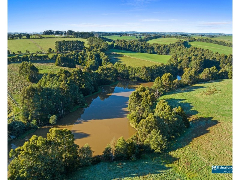 70 Pincinis Lane, Mirboo North VIC 3871