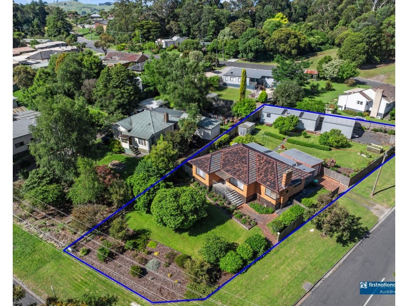 10 Silkstone Road, Korumburra VIC 3950