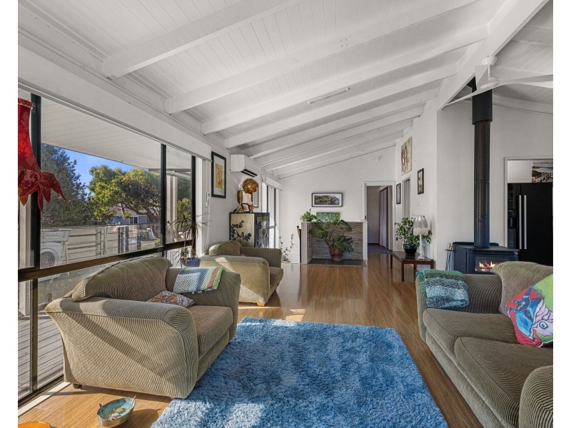 10 Beach Street, Corinella VIC 3984