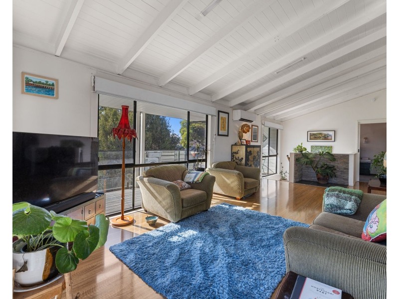 10 Beach Street, Corinella VIC 3984