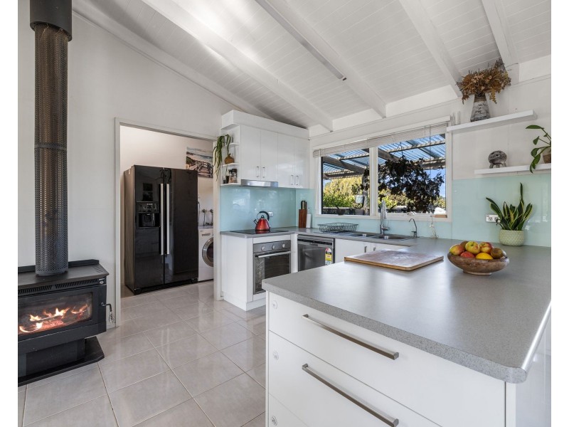10 Beach Street, Corinella VIC 3984
