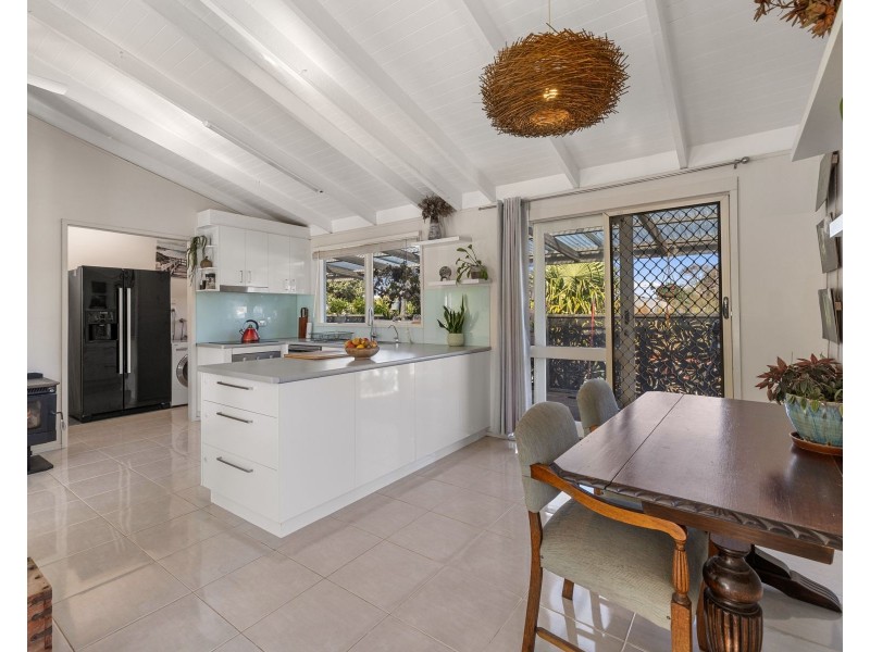 10 Beach Street, Corinella VIC 3984