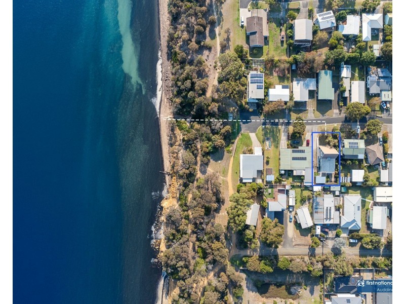 8 Beach Street, Corinella VIC 3984