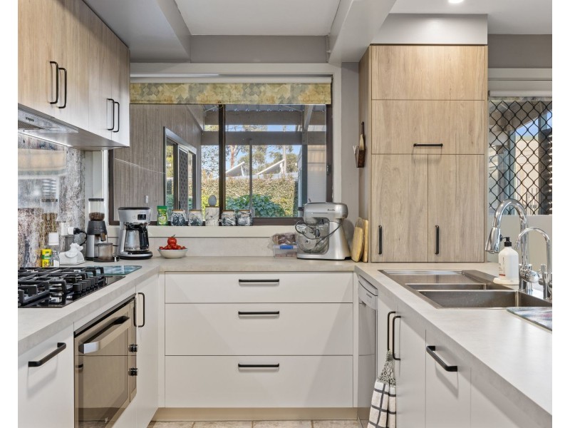 8 Beach Street, Corinella VIC 3984