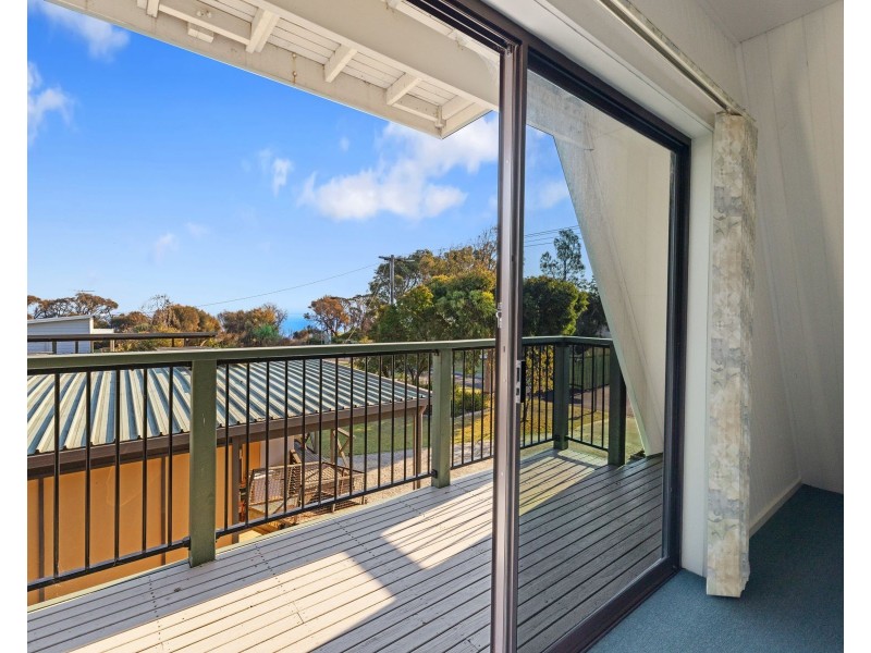 8 Beach Street, Corinella VIC 3984