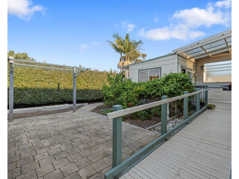 8 Beach Street, Corinella VIC 3984