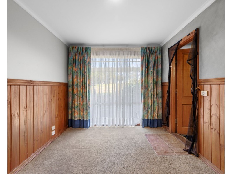 11 Roy Street, Loch VIC 3945