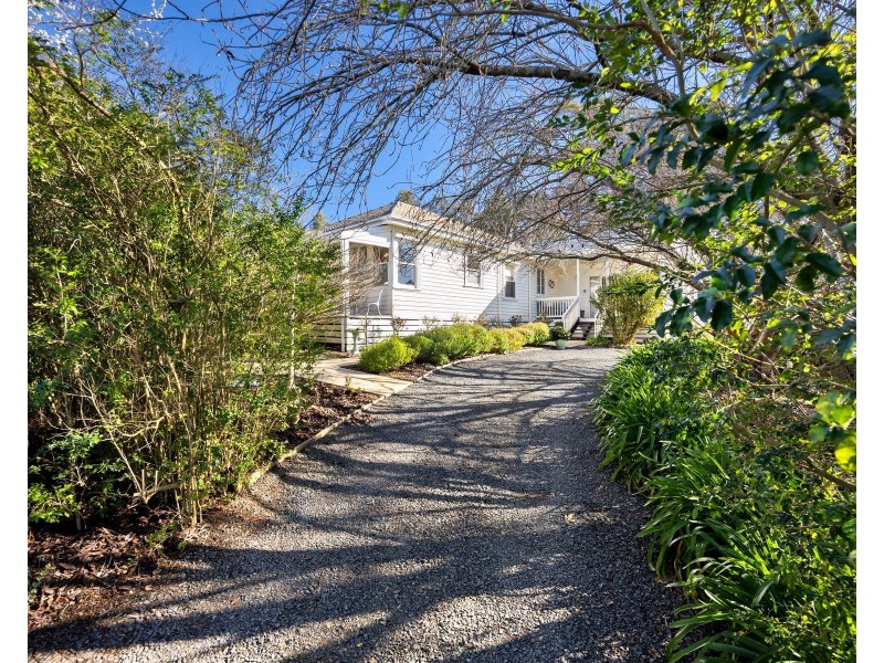 14 Clarence Street, Loch VIC 3945