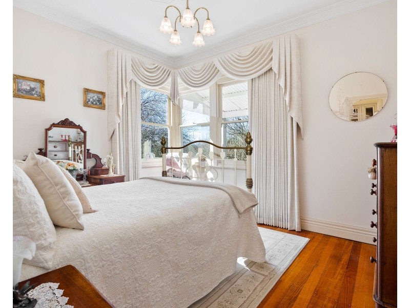 14 Clarence Street, Loch VIC 3945
