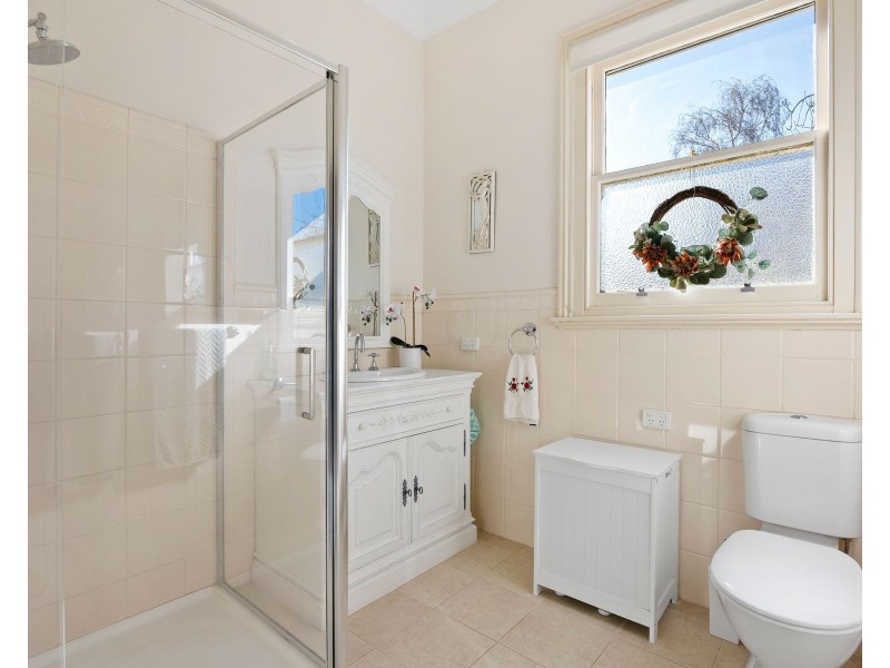 14 Clarence Street, Loch VIC 3945