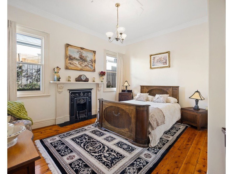 14 Clarence Street, Loch VIC 3945