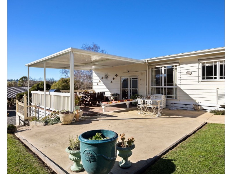 14 Clarence Street, Loch VIC 3945