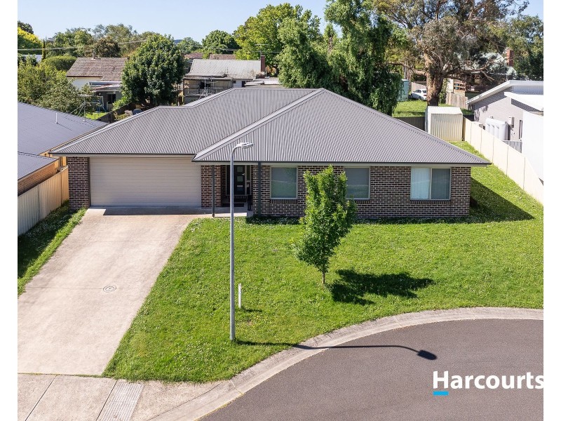 3 Fox Grove, Korumburra VIC 3950