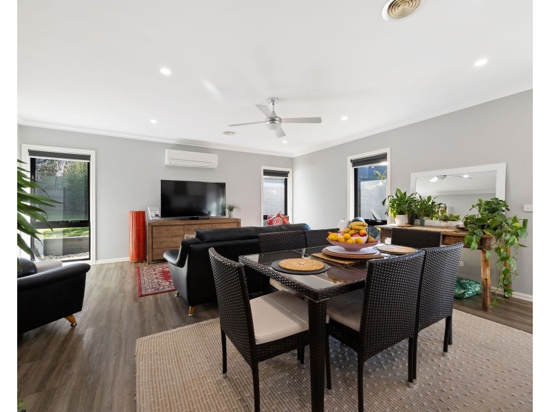 3/4 Anthony Court, Korumburra VIC 3950