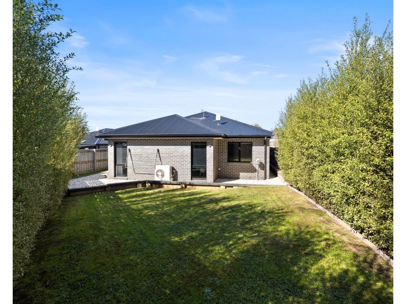 3/4 Anthony Court, Korumburra VIC 3950