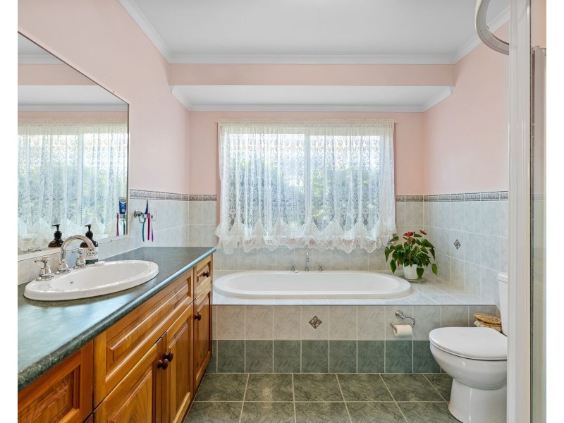 60 Sages and Logans Road, Ruby VIC 3953