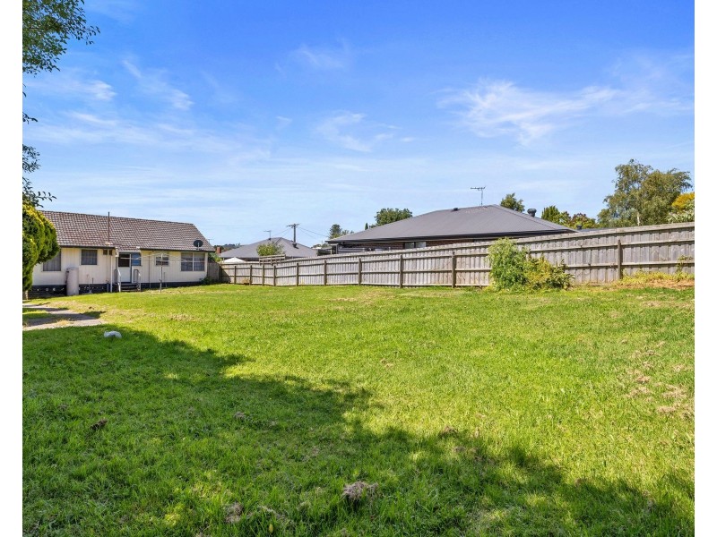 19 Hawkins Street, Korumburra VIC 3950