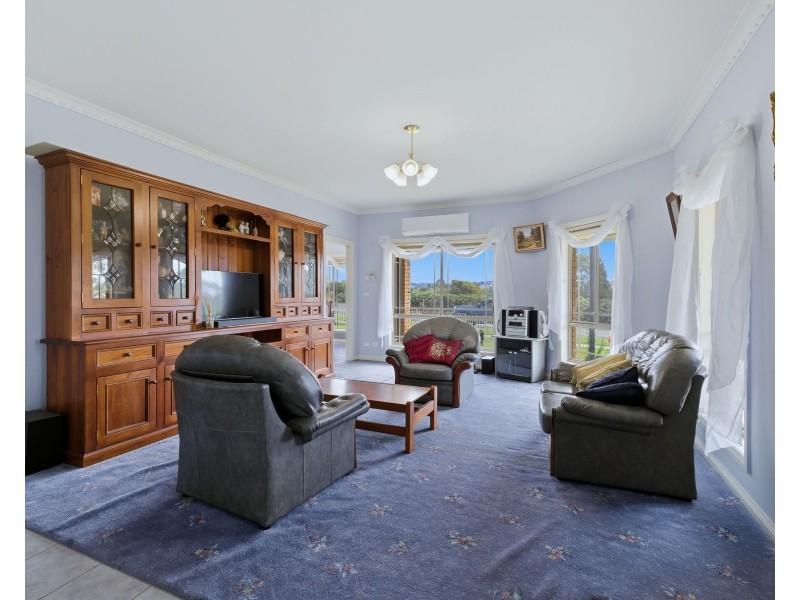 27 South Railway Crescent, Korumburra VIC 3950