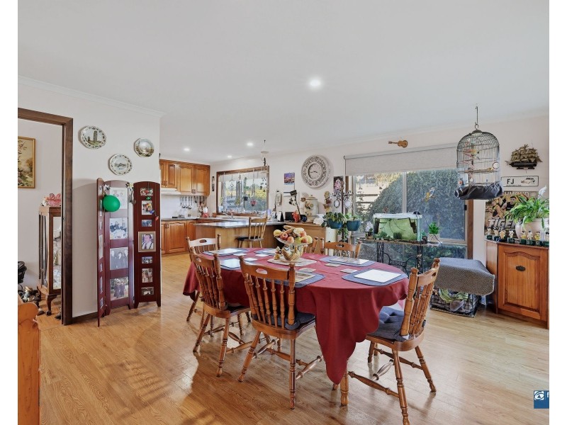 15 Valley View Parade, Korumburra VIC 3950