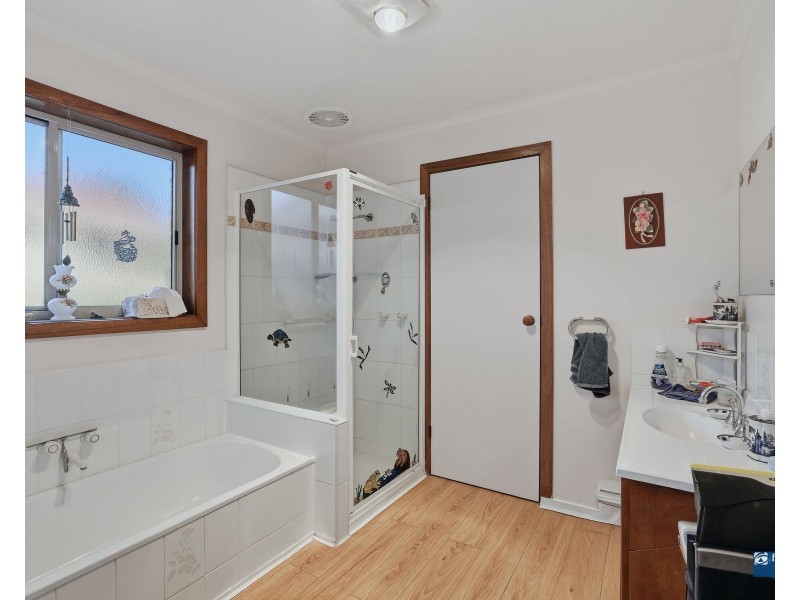 15 Valley View Parade, Korumburra VIC 3950