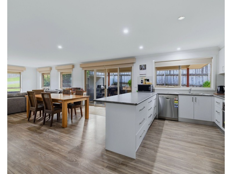 10 Sunset Close, Korumburra VIC 3950