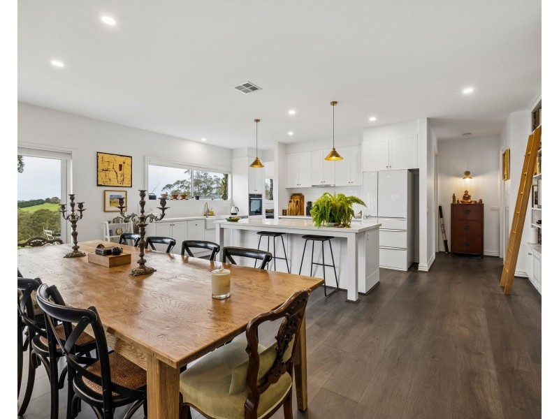 5 Hennessy Court, Bena VIC 3946