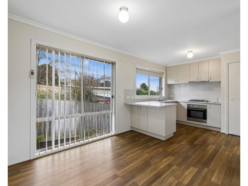 9/11 Lower Gordon Street, Korumburra VIC 3950