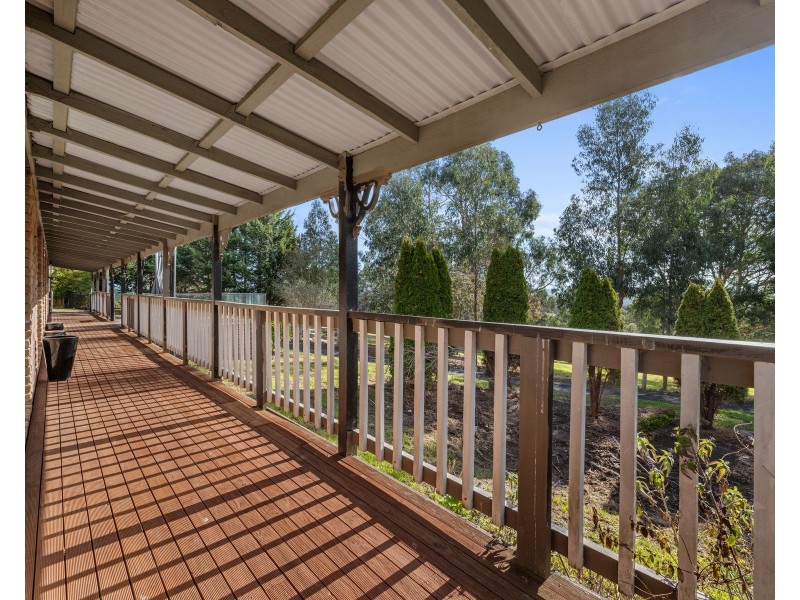 11 Roy Street, Loch VIC 3945