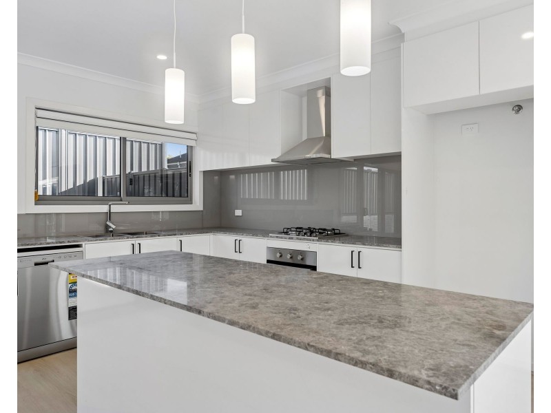 1/12 Gabriella Way, Korumburra VIC 3950
