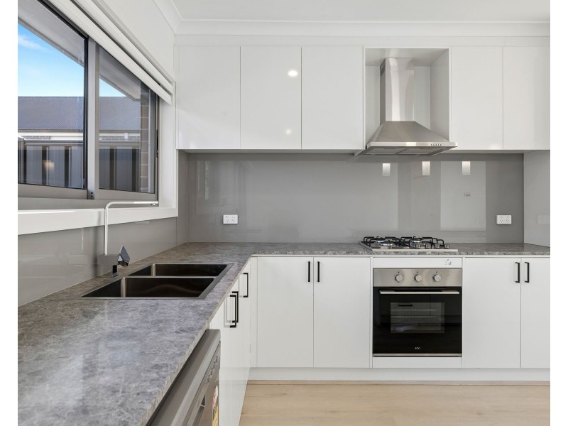 1/12 Gabriella Way, Korumburra VIC 3950