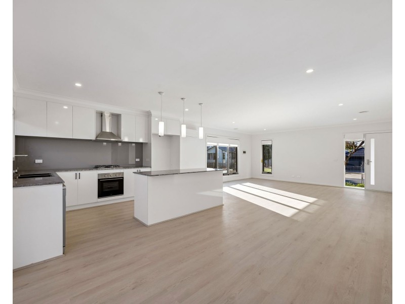 1/12 Gabriella Way, Korumburra VIC 3950