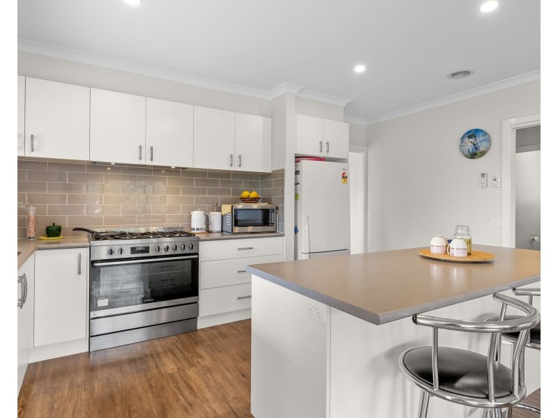 17 Royal Place, Leongatha VIC 3953