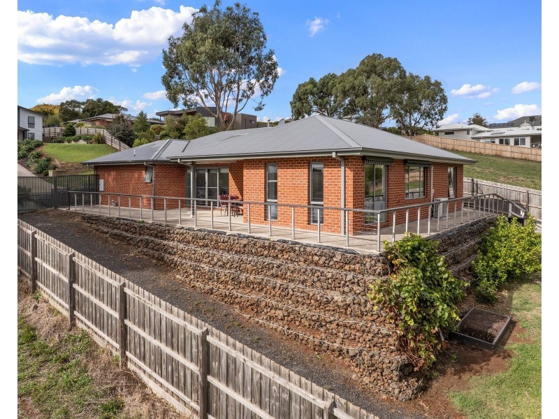 17 Royal Place, Leongatha VIC 3953