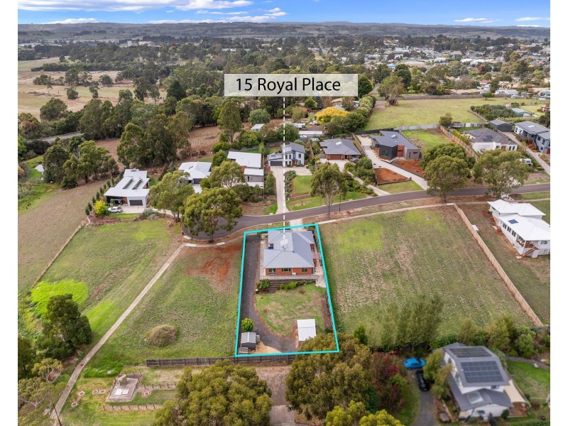 17 Royal Place, Leongatha VIC 3953