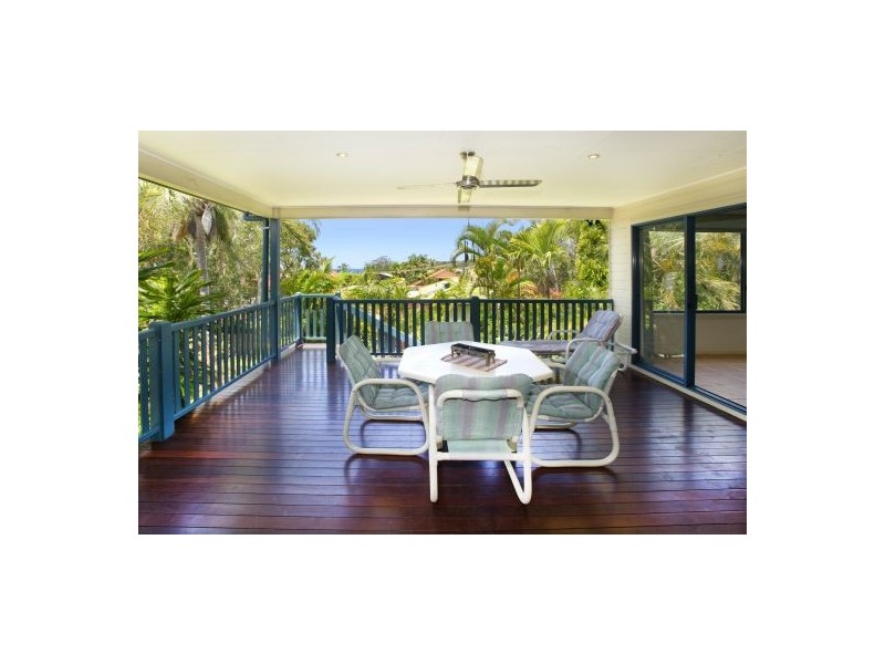 5 Dammeral Crescent, Emerald Beach NSW 2456