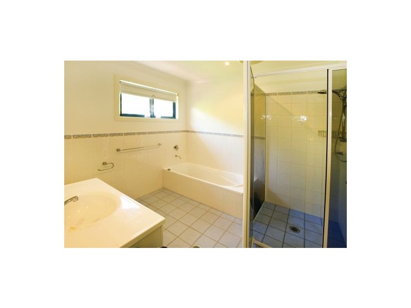 5 Dammeral Crescent, Emerald Beach NSW 2456