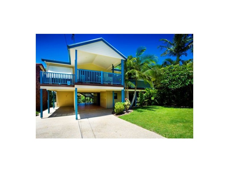 5 Dammeral Crescent, Emerald Beach NSW 2456