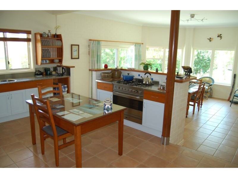 4 Panorama Parade, Safety Beach NSW 2456