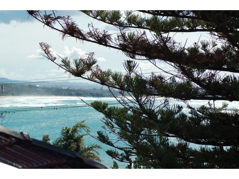28 Ocean Street, Woolgoolga NSW 2456